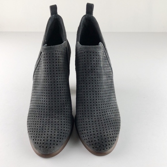 Vince Camuto Gray Perforated Suede Heeled Booties Sz 7.5 - Picture 4 of 9
